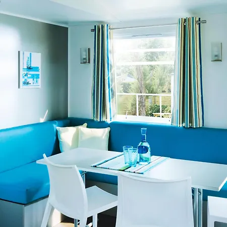 Campsite Les Chevrefeuilles