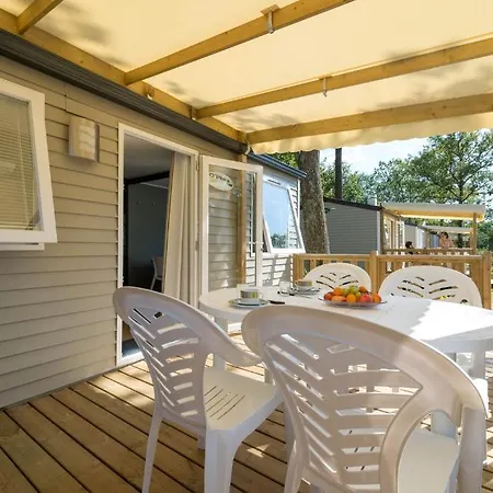 Les Chèvrefeuilles 4*