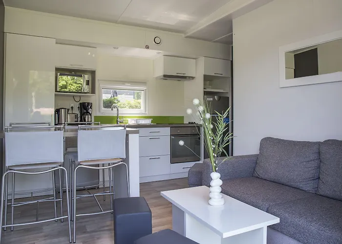 Les Chevrefeuilles Camping 4*